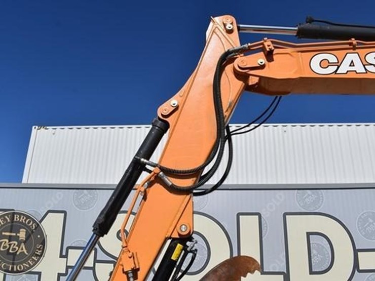 2022-case-cx75csr-image-35