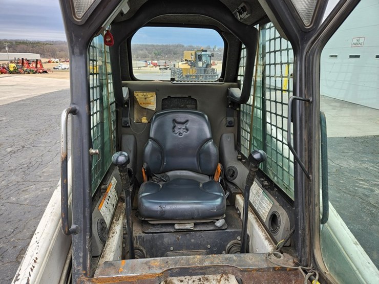 bobcat-s130-image-17