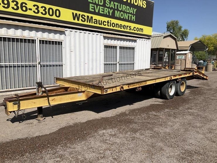 1985-fleming-td824-equipment-trailer-image-2