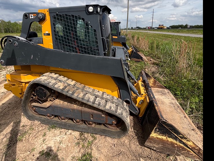 2023-deere-325g-image-1