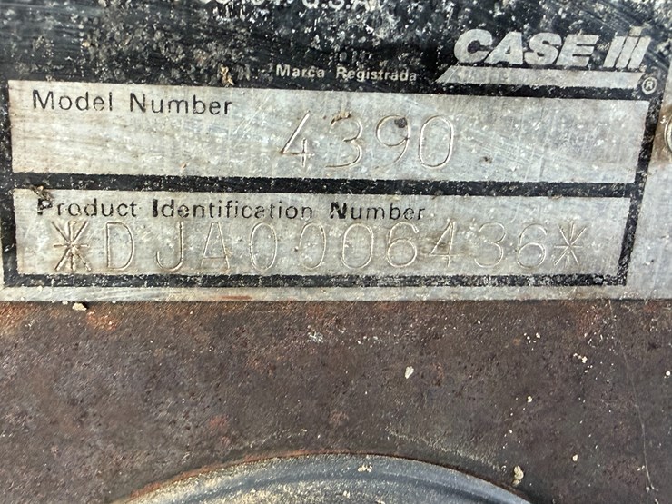 case-ih-4390-image-29