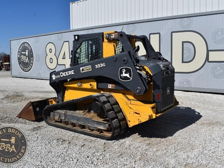 2023-deere-333g-image-13