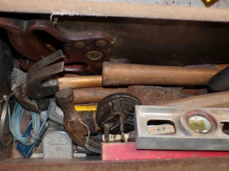 carpenters-tool-box-with-tools-image-2