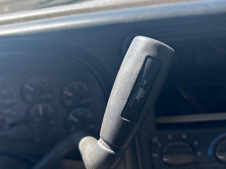 2001-chevrolet-2500hd-image-39