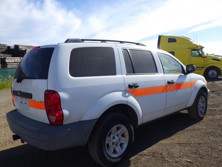 2008-dodge-durango-image-3