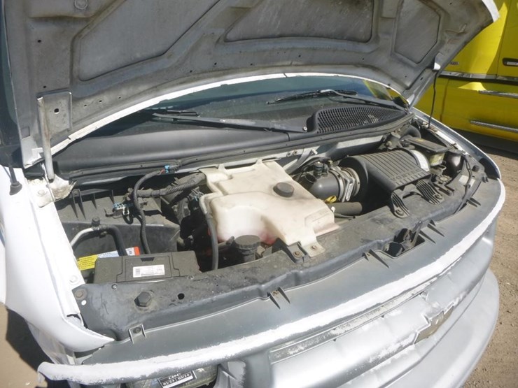 2002-chevrolet-1500-image-13