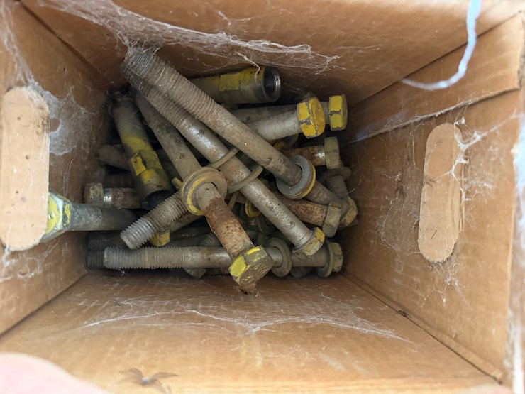 #40293-•-480/70r34-tires,-21"-wheel-spacers-and-weights-image-11