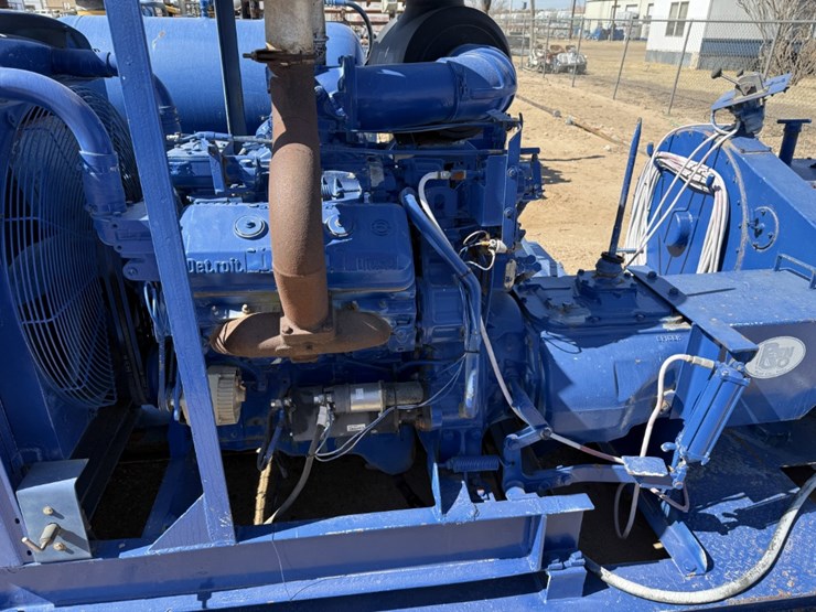 gardner-denver-tee-5k-wp-triplex-well-service-pump-p/b-detroit-6v71-240hp,-skidded-image-9