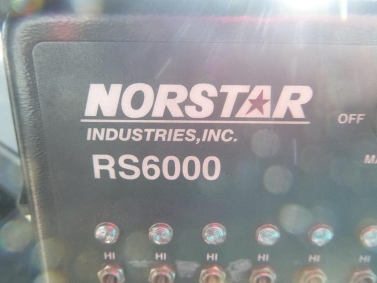 2002-gmc-t6500-image-6