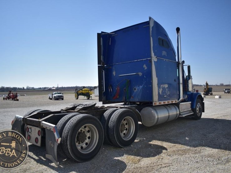 1998-international-9300-image-11