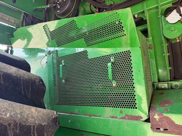 2014-john-deere-s670-image-74