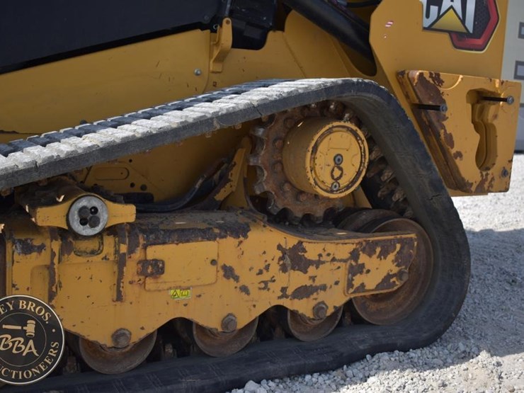 2023-caterpillar-259d3-image-25