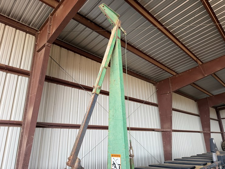 john-deere-7300-image-38