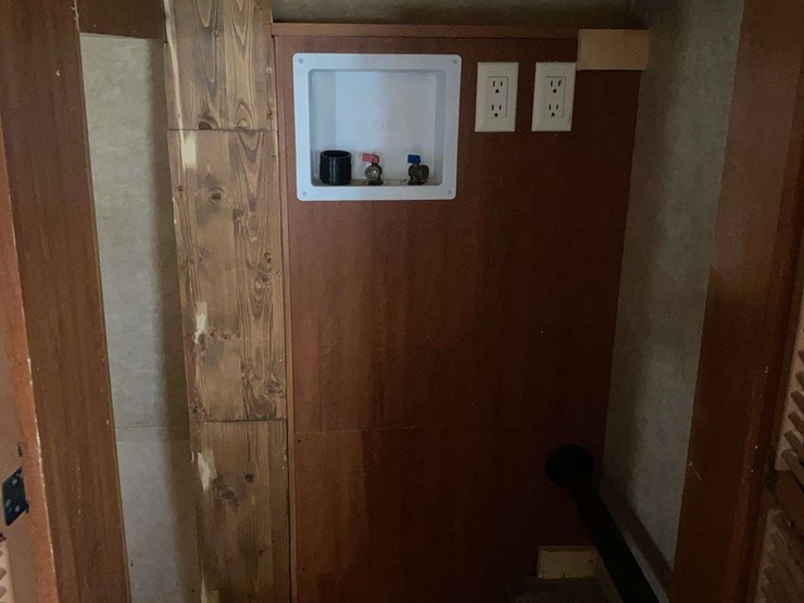 2011-heartland-big-country-3595re-image-35