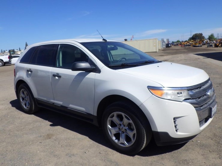 2013-ford-edge-image-2