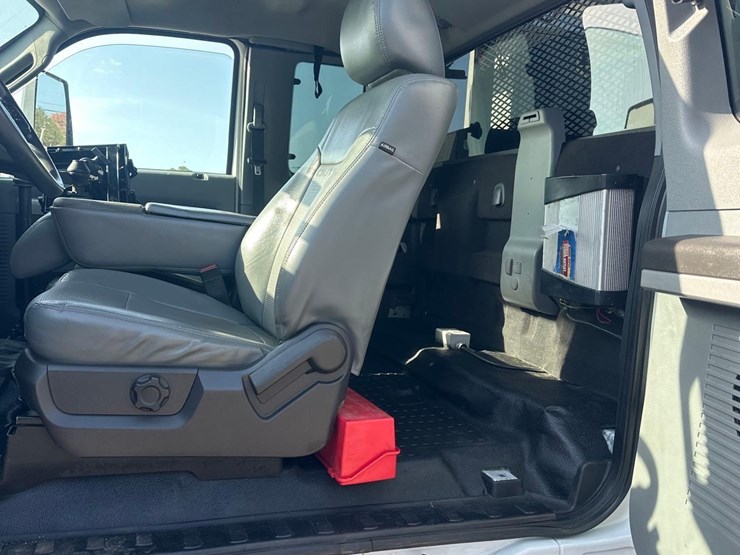 2019-ford-f750-image-34