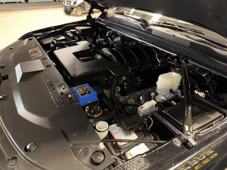 2019-chevrolet-tahoe-image-12