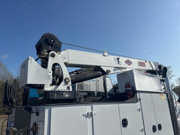 2019-ford-f750-image-17