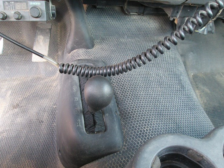 2006-chevrolet-2500hd-image-29