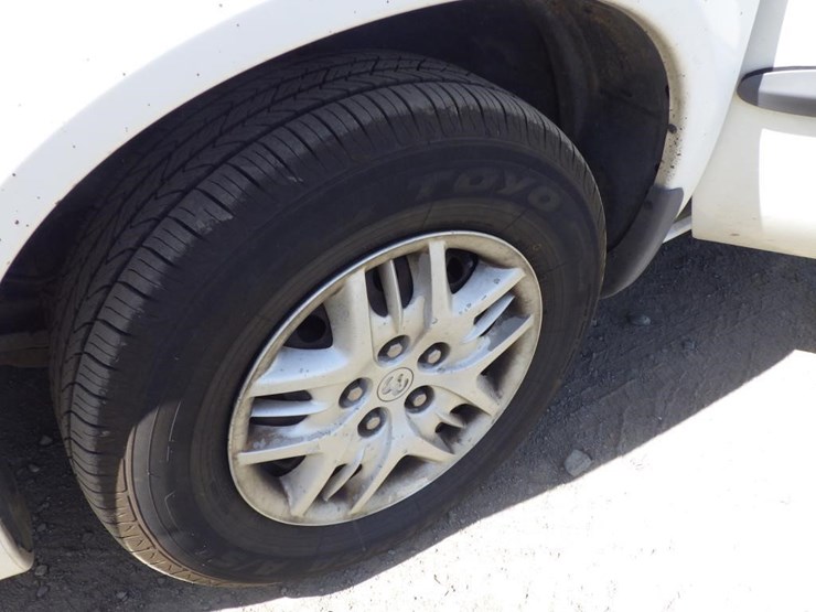 2002-dodge-grand-caravan-image-13