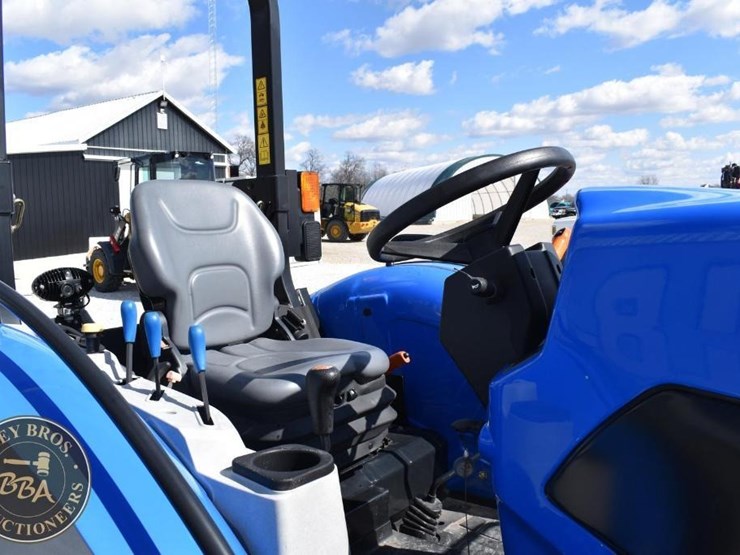 2023-new-holland-workmaster-120-image-36