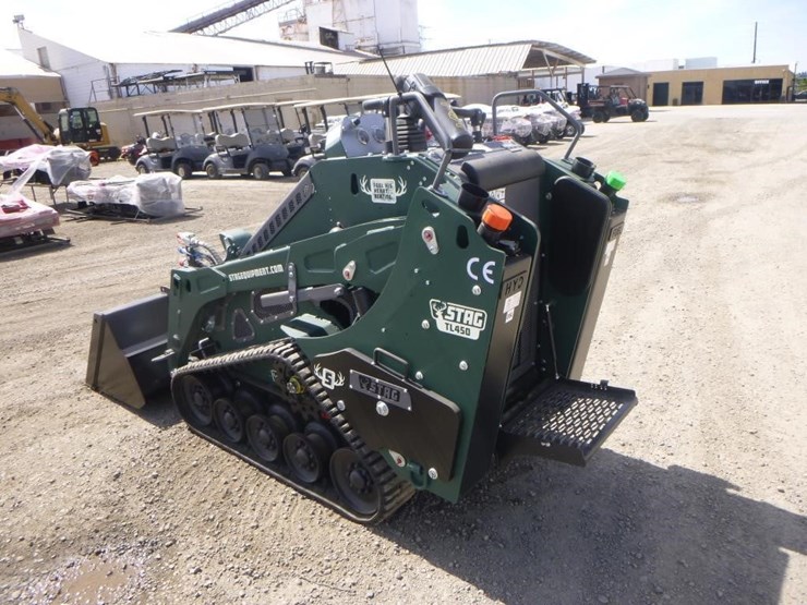 2026-kubota-d1703-image-4