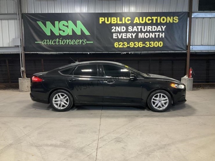 2014-ford-fusion-se-sdn-image-1