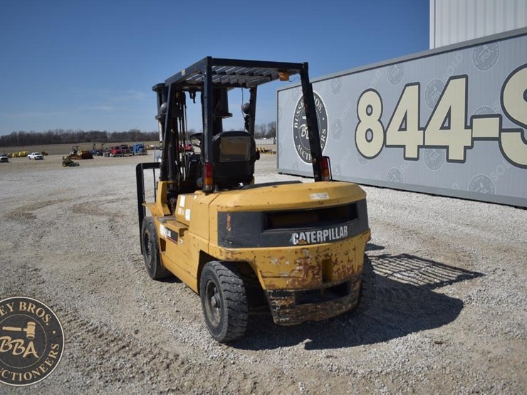 1995-caterpillar-dp40-image-10