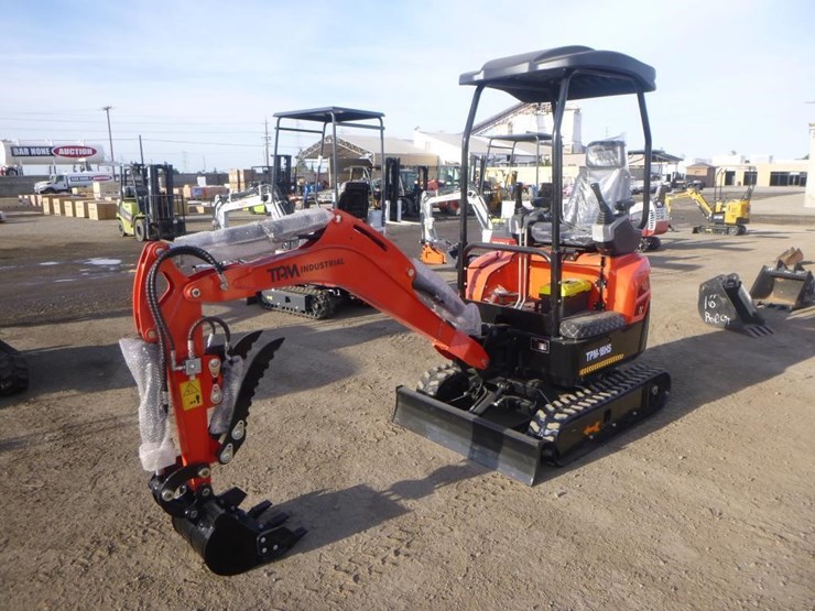 2026-tpm-18hs-hydraulic-excavator-image-1