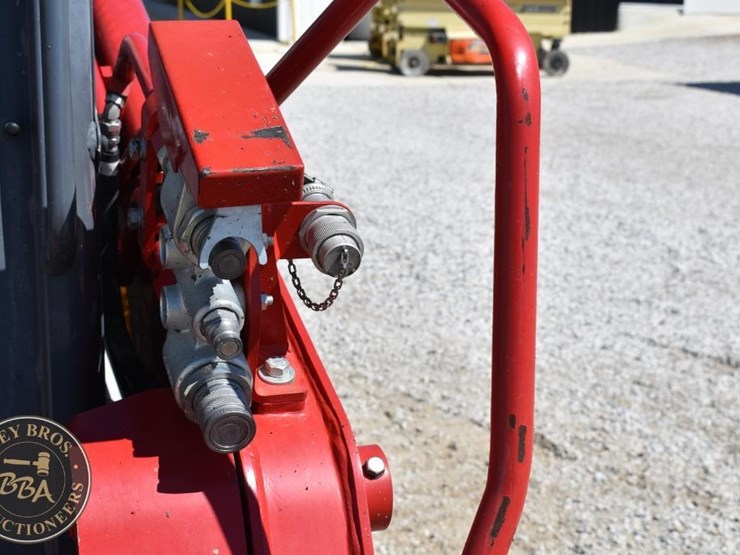 2020-takeuchi-tl8r2-image-21