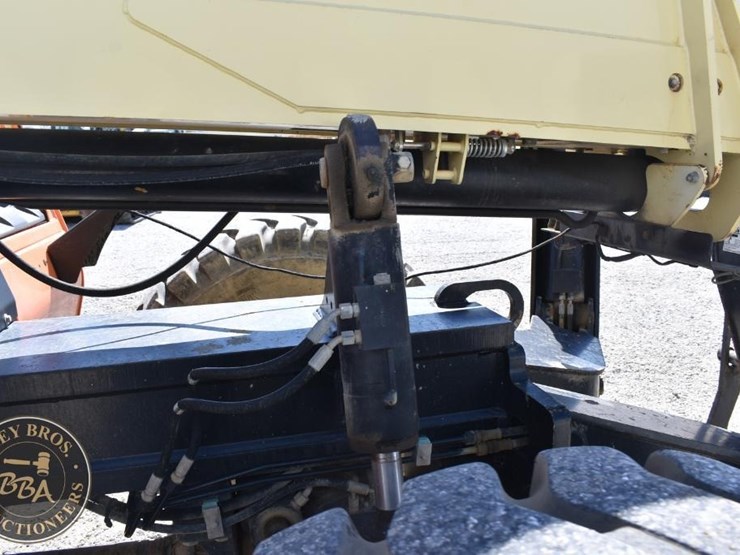 2014-jlg-g12-55a-image-43