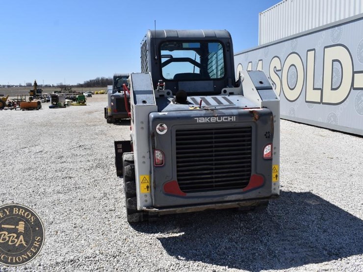 2020-takeuchi-tl8r2-image-9