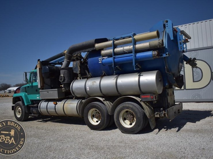 1996-ford-lnt8000-image-7