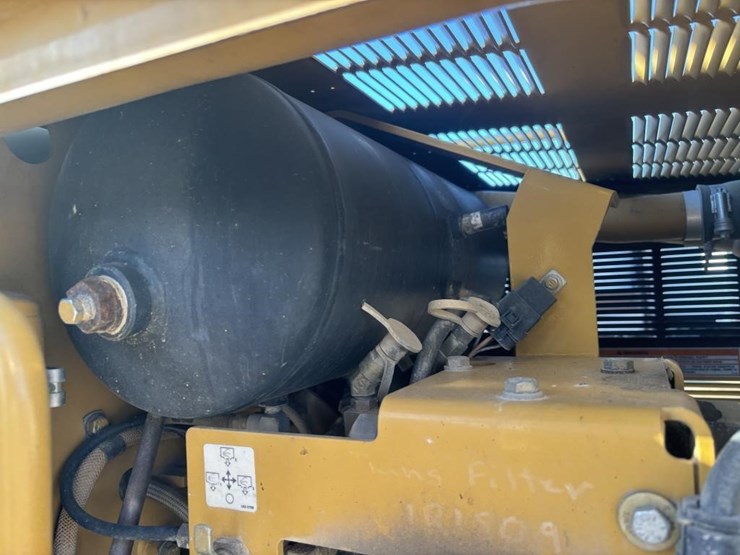 2006-caterpillar-143h-motor-grader-image-64