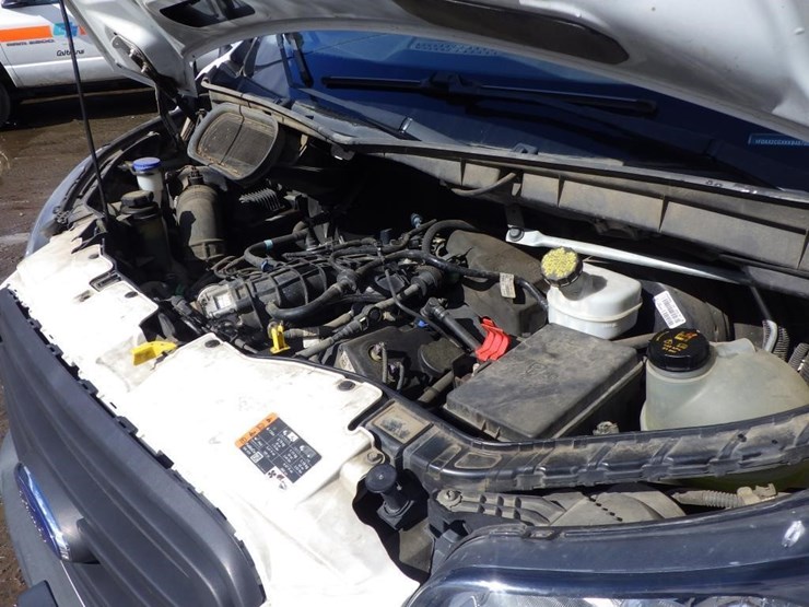 2019-ford-transit-image-10