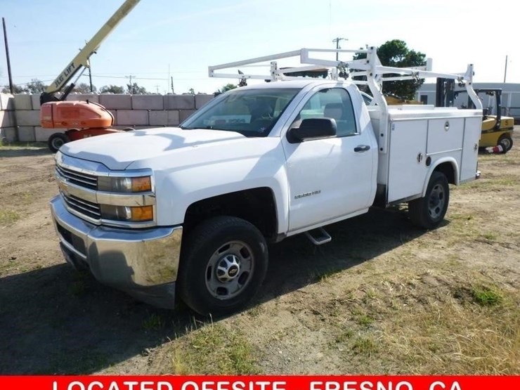 2017-chevrolet-2500-image-1