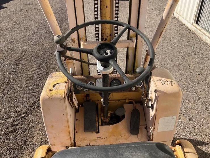 allis-chalmers-f40-24ps-image-15