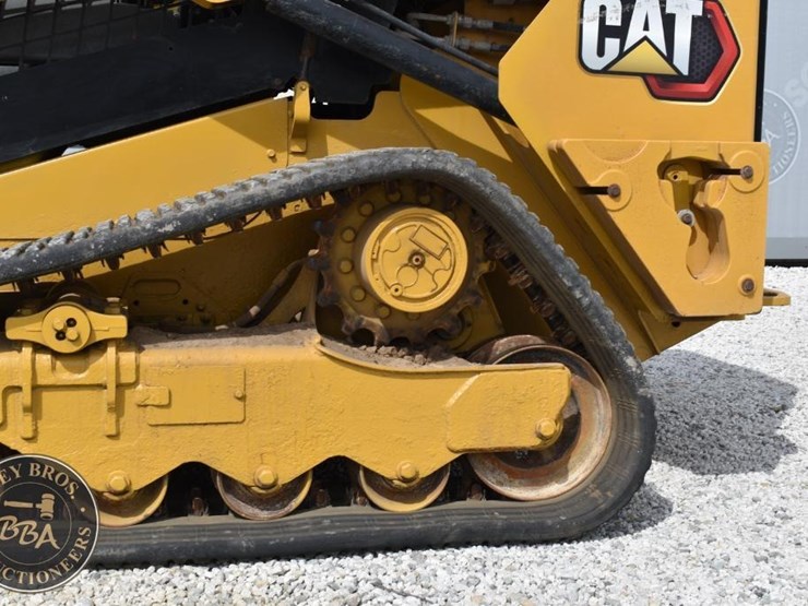 2023-caterpillar-259d3-image-34