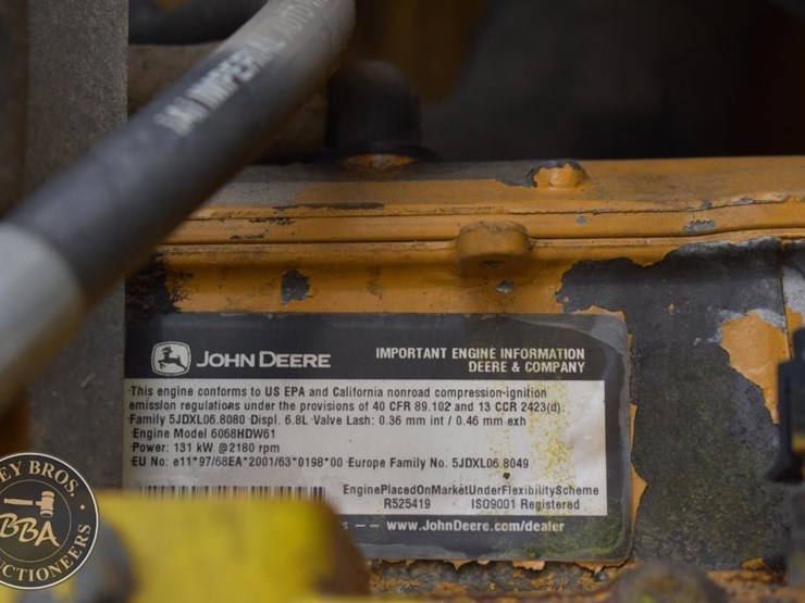 2007-deere-672d-image-47