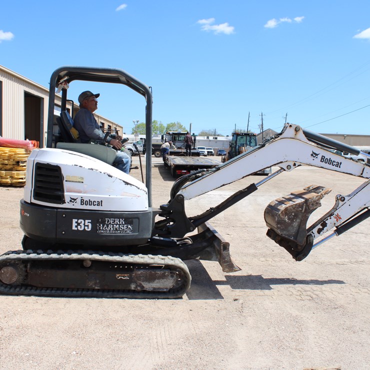 2011 BOBCAT E35