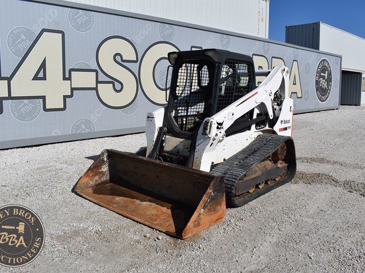 2016-bobcat-t650-image-1