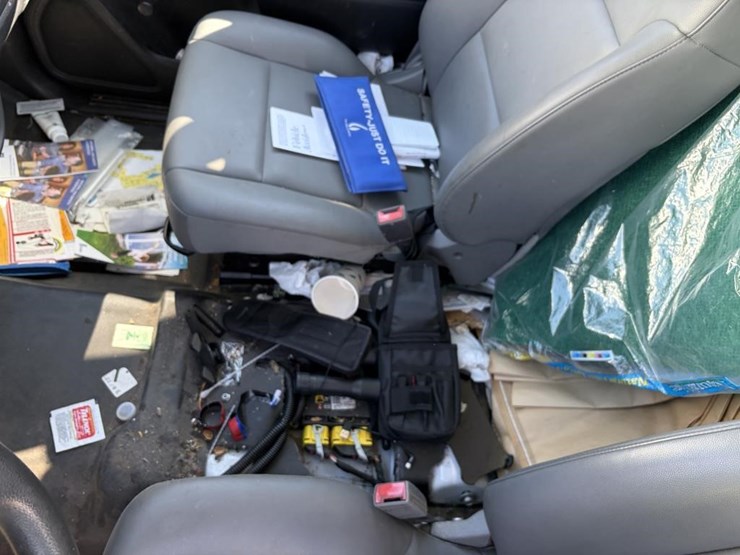 2015-chevrolet-2500-image-13