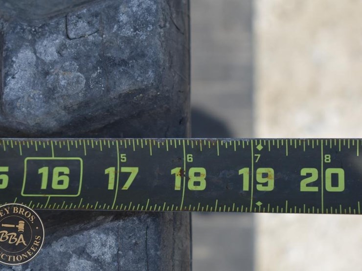 2019-caterpillar-299d3-xe-image-23