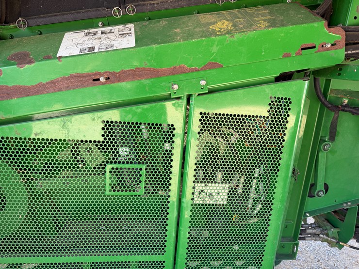 2014-john-deere-s670-image-76