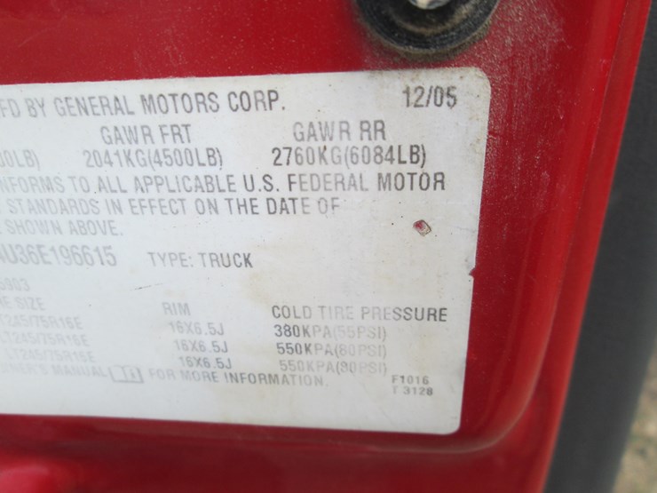 2006-chevrolet-2500hd-image-34