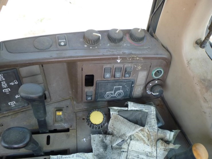 1999-john-deere-6410-image-11