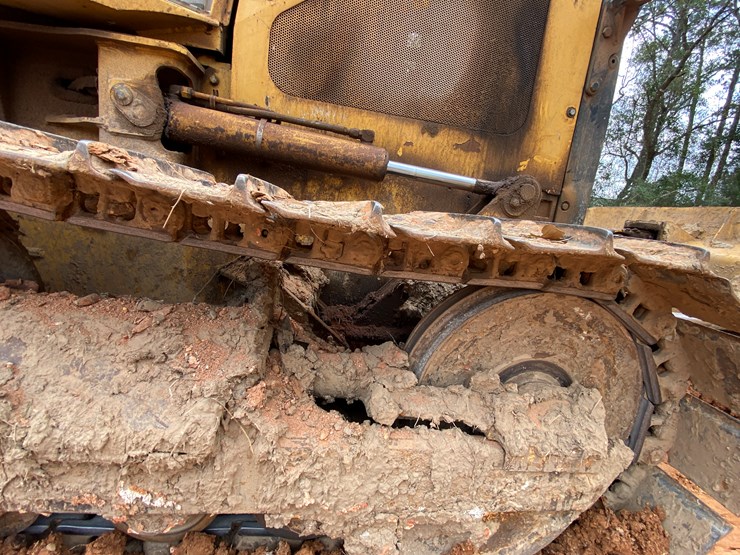 2004-deere-550h-image-11