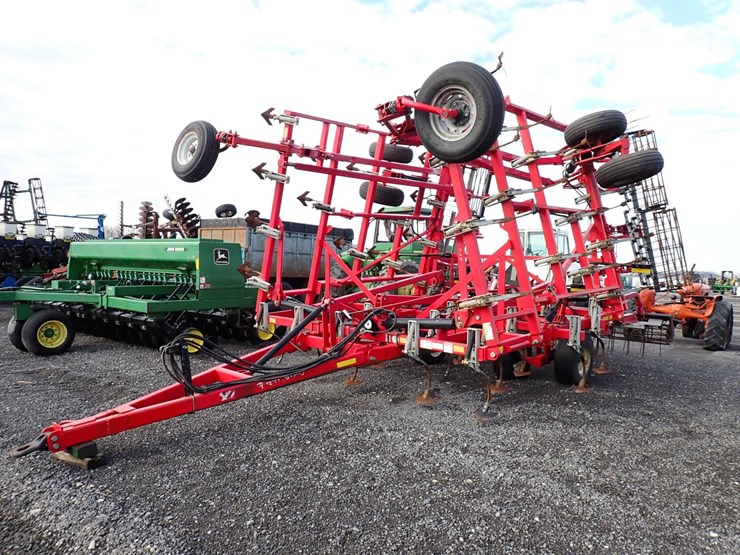 wil-rich-quad-x-2-image-1