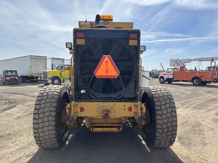 2006-caterpillar-143h-image-8