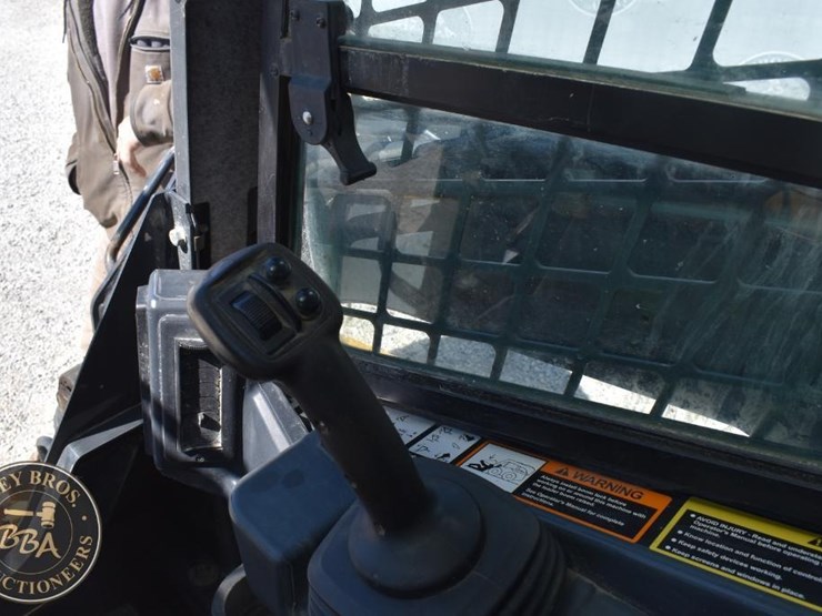 2019-deere-333g-image-61